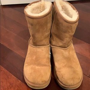 Women’s UGG classic boots